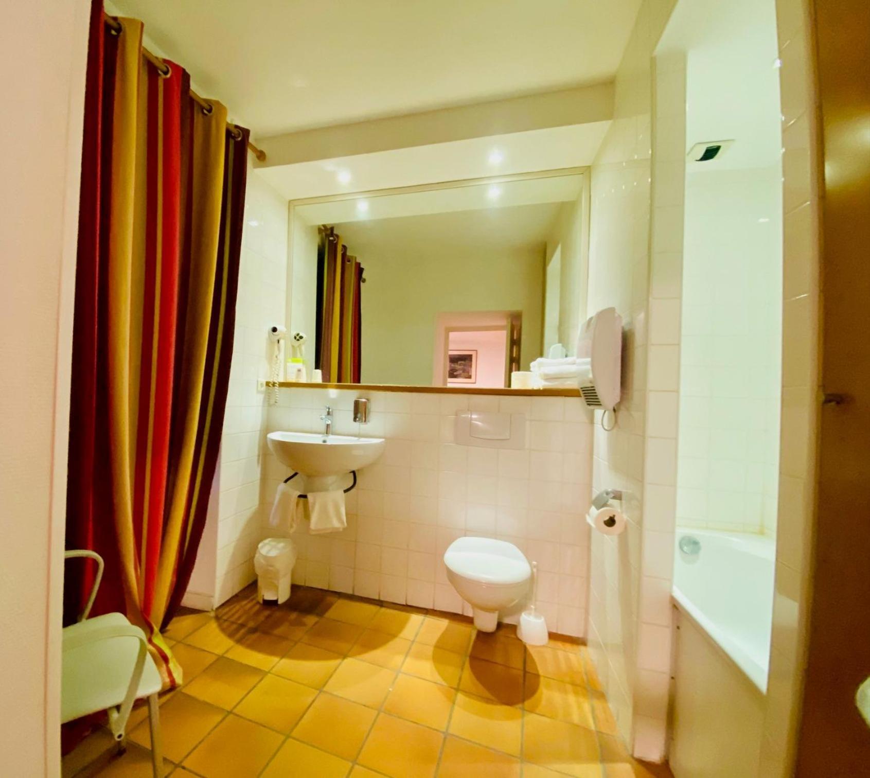 Hotel Des Templiers Колюр Екстериор снимка